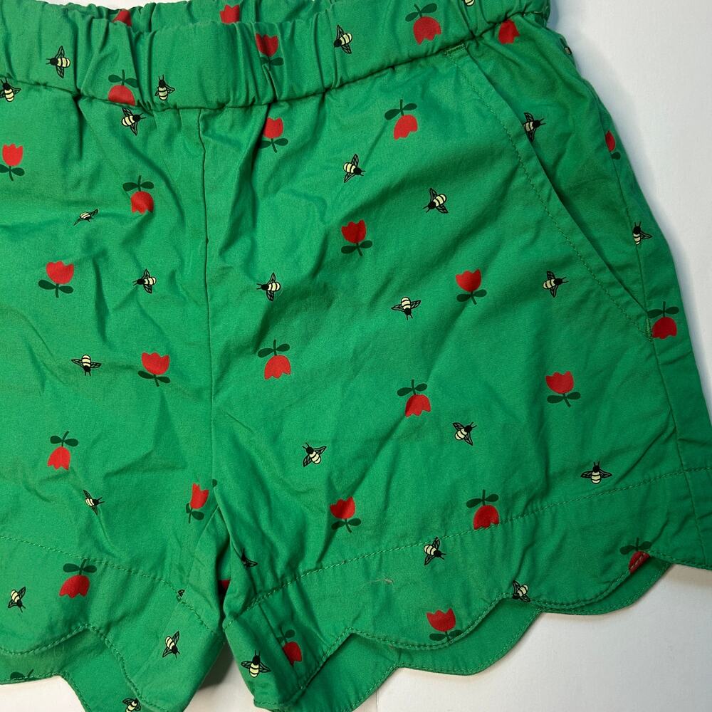 Hanna Andersson 100% Cotton Tulip Scalloped Shorts 100 - Picture 2 of 4